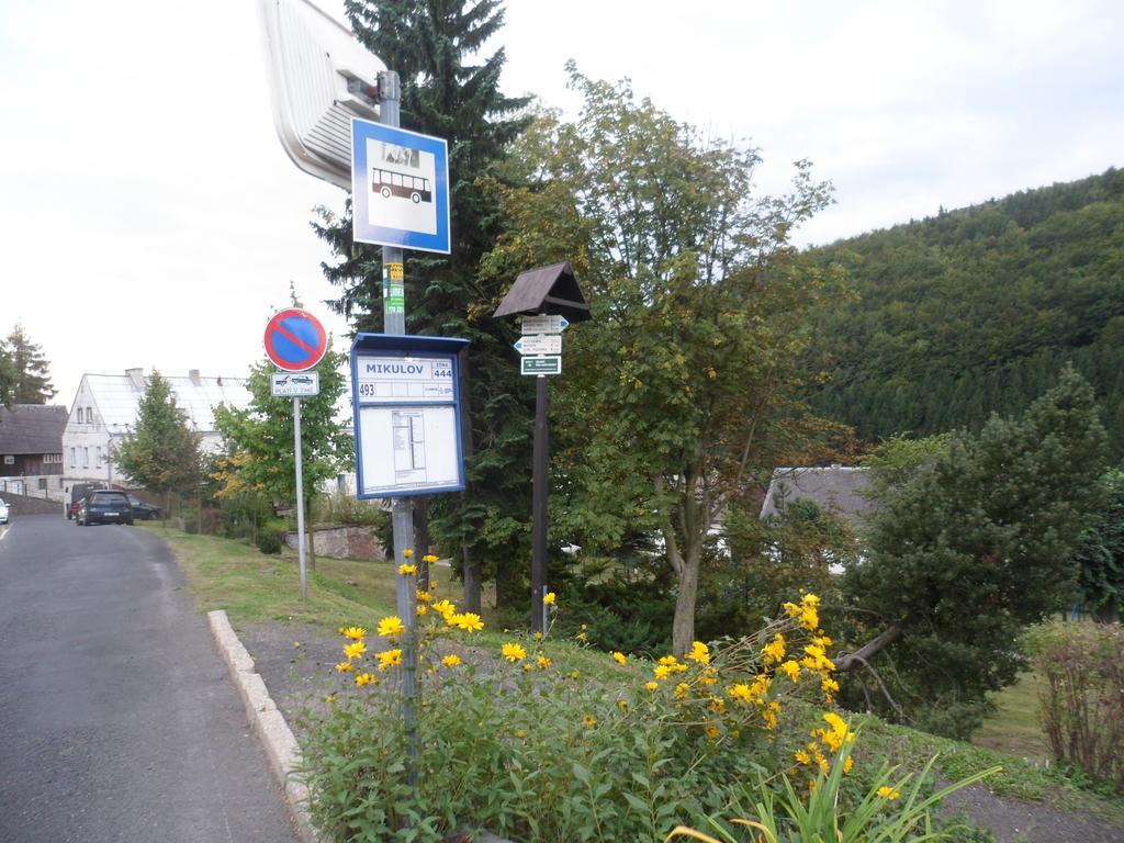 Pension Mikulka Mikulov v Krusnych Horach Exterior foto