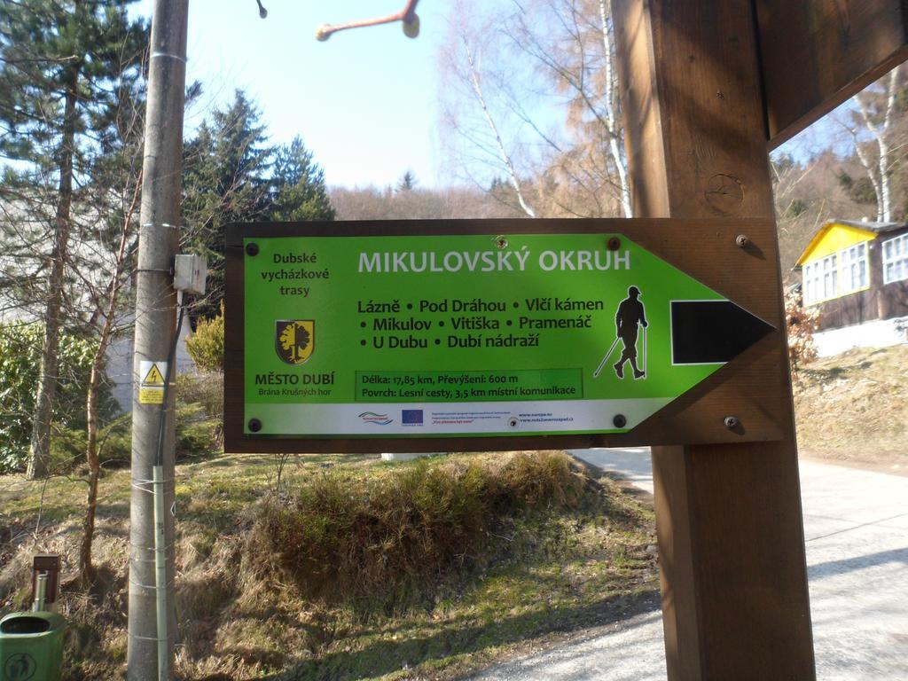 Pension Mikulka Mikulov v Krusnych Horach Exterior foto