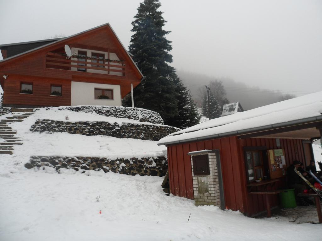 Pension Mikulka Mikulov v Krusnych Horach Exterior foto